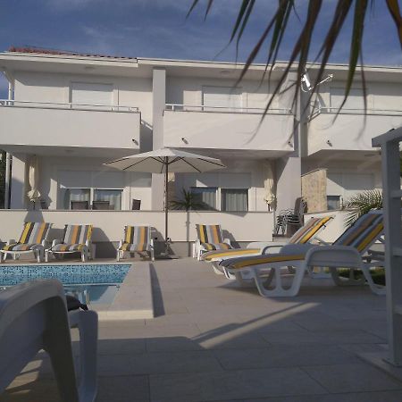 Luxury Apartments Cuba 1 Novalja Eksteriør bilde
