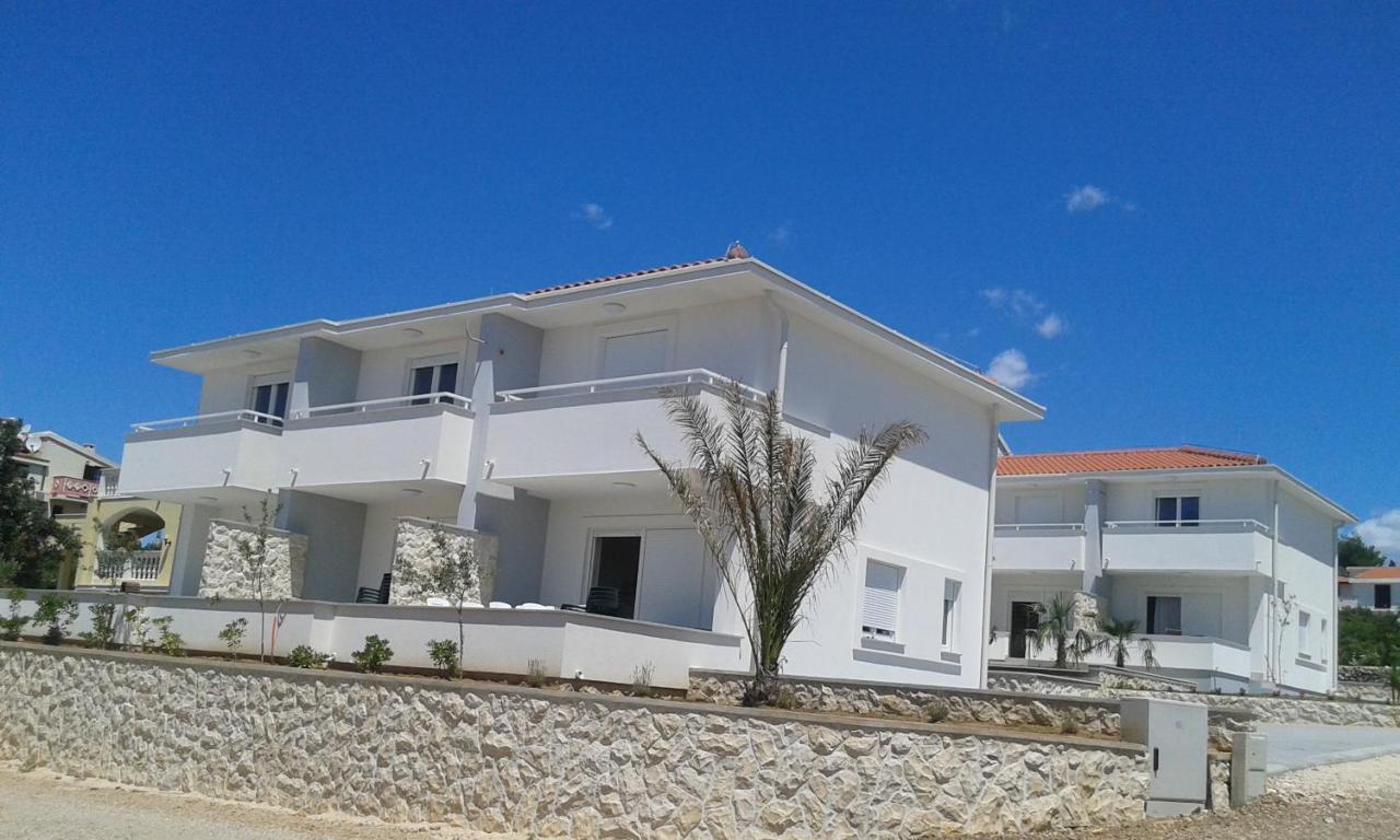 Luxury Apartments Cuba 1 Novalja Eksteriør bilde